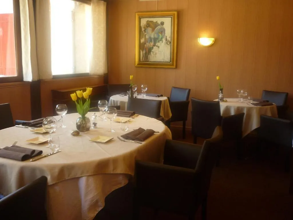 Logis Hotel Le Relais du Serre Dieulefit
